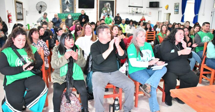 Hacia la construcción del Convenio Colectivo de Trabajo: Plenario de municipales en Berisso 