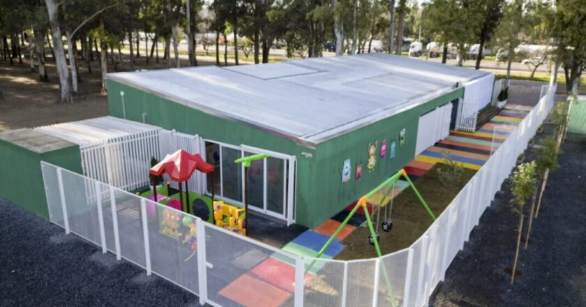 Ensenada: Provincia y municipio inauguraron un Centro de Desarrollo Infantil frenado por Milei