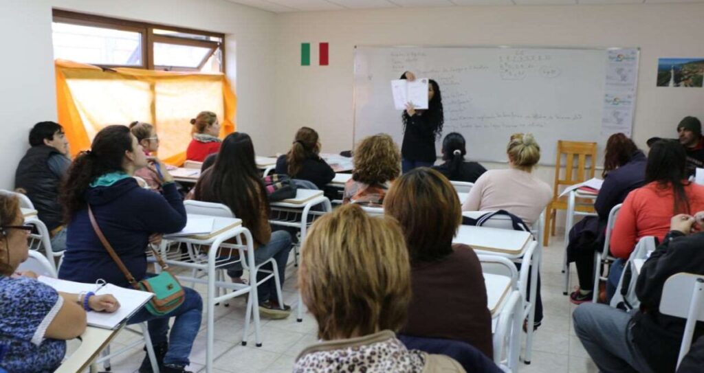 Abrieron las inscripciones al Plan FinEs 2025 en Ensenada