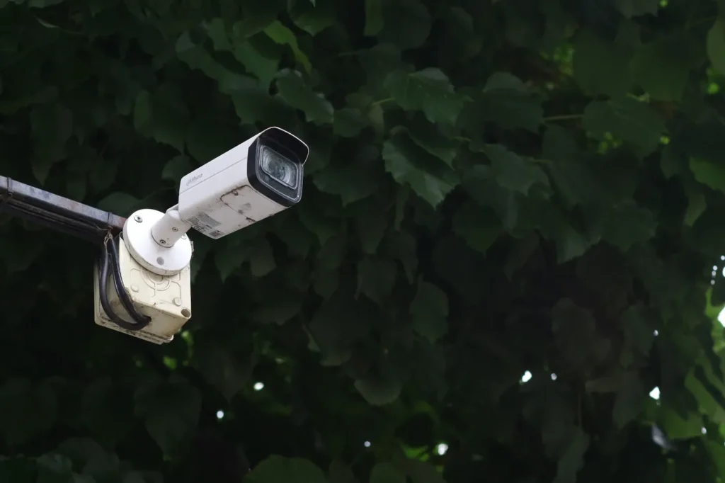 Instalan nuevos radares en Berisso: ubicaciones y control de fotomultas de tránsito
