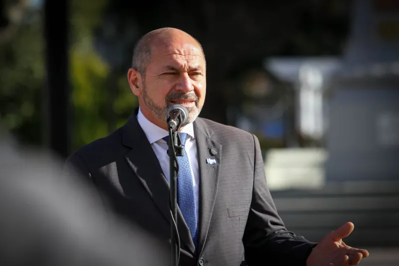 Mario Secco cierra su campaña en Ensenada con un festival cultural