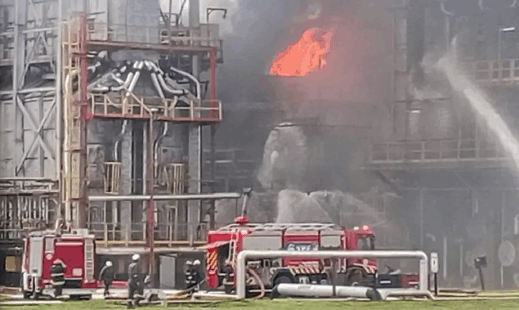 Controlaron un incendio en la Refinería YPF de Ensenada
