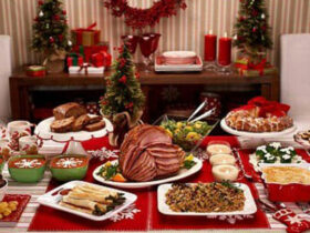 Navidad en Argentina: Nochebuena en familia con mesa compartida, luces navideñas y clima de reflexión y esperanza