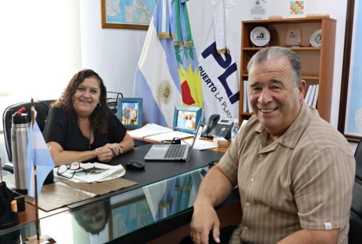 Autoridades del Puerto La Plata mantienen reuniones institucionales en el Dock Central para fortalecer el empleo y el desarrollo regional.