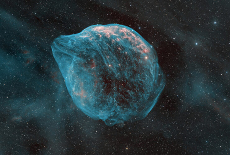 fotografía astronómica de cielo nocturno con nebulosa y estrellas en concurso del Instituto de Astrofísica de La Plata