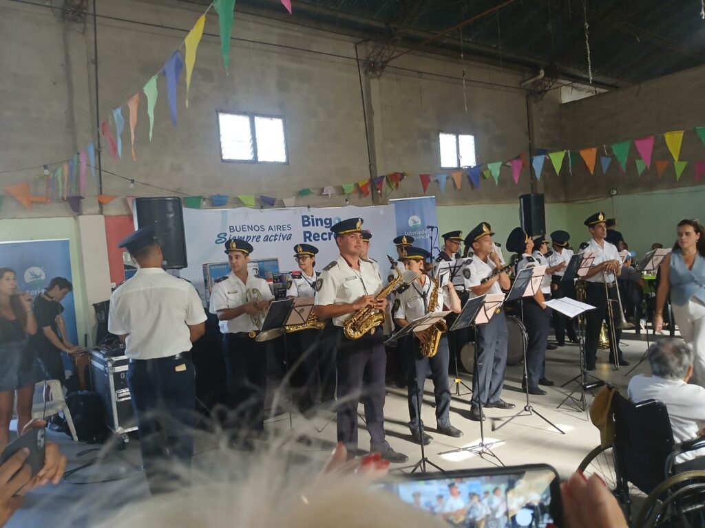 Con más de 300 adultos mayores comenzó el ciclo de Bingos Recreativos