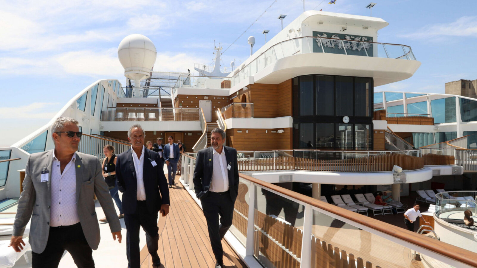 Tettamanti le advierte a Scioli que sin el Canal Magdalena “no hay posibilidad de que ingresen cruceros a Mar del Plata”