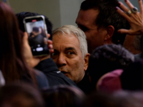 Julio Alak en actividad política en La Plata, en el marco de su proyección provincial con cursos de formación política.