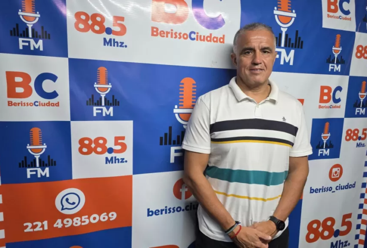 Gabriel Marotte, secretario de Seguridad de Berisso, durante una entrevista en la que analizó la situación del delito en el distrito y respaldó la continuidad del intendente Fabián Cagliardi.