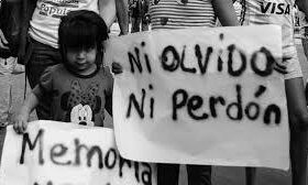 Crisis social en Argentina con ciudadanos en situación de vulnerabilidad en contraste con la memoria del golpe de Estado de 1976 y el reclamo de Nunca Más
