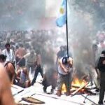 Crisis económica en Argentina, tensión social, conflicto entre trabajadores, política en crisis y memoria a 50 años del golpe de Estado