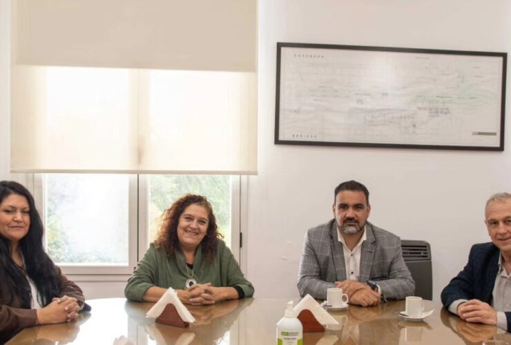 alt: obras de infraestructura hidráulica en La Plata y Berisso para mejorar el drenaje urbano y prevenir inundaciones