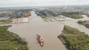 Canal de Magdalena como vía estratégica para conectar la hidrovía con el Atlántico y fortalecer el control portuario argentino