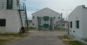 Separaron a 10 penitenciarios de Magdalena acusados de tortura y abusos