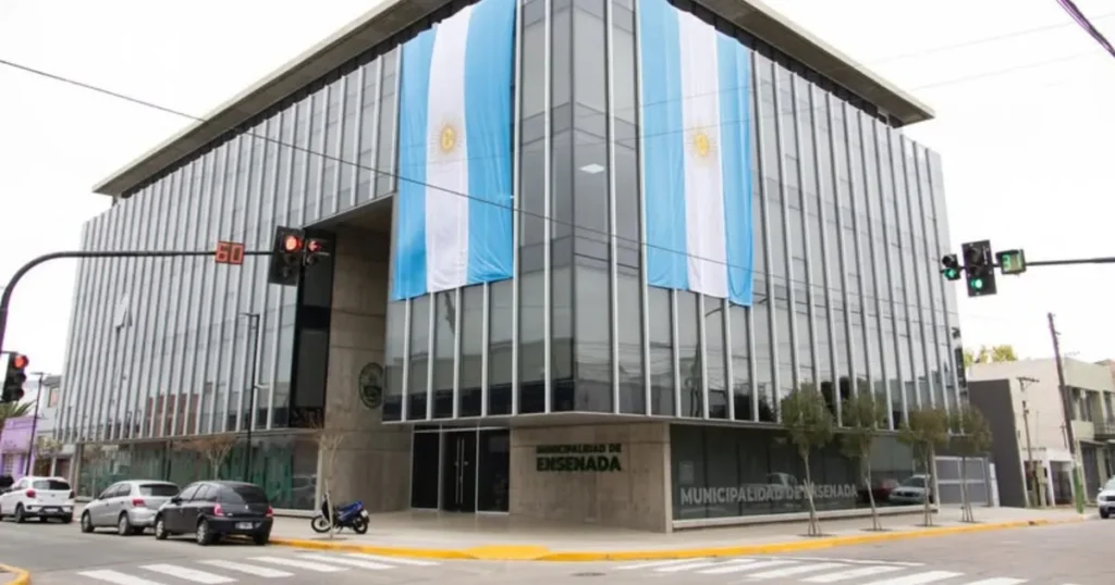 Ensenada anunció un aumento salarial para los trabajadores municipales que impactará en el aguinaldo
