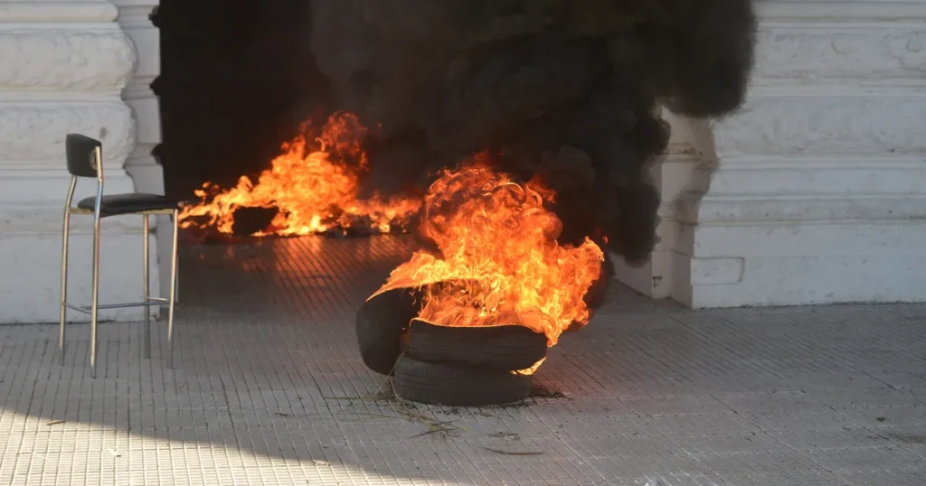 Repudio unánime del Concejo Deliberante a los destrozos en la Municipalidad y polémica por las cooperativas