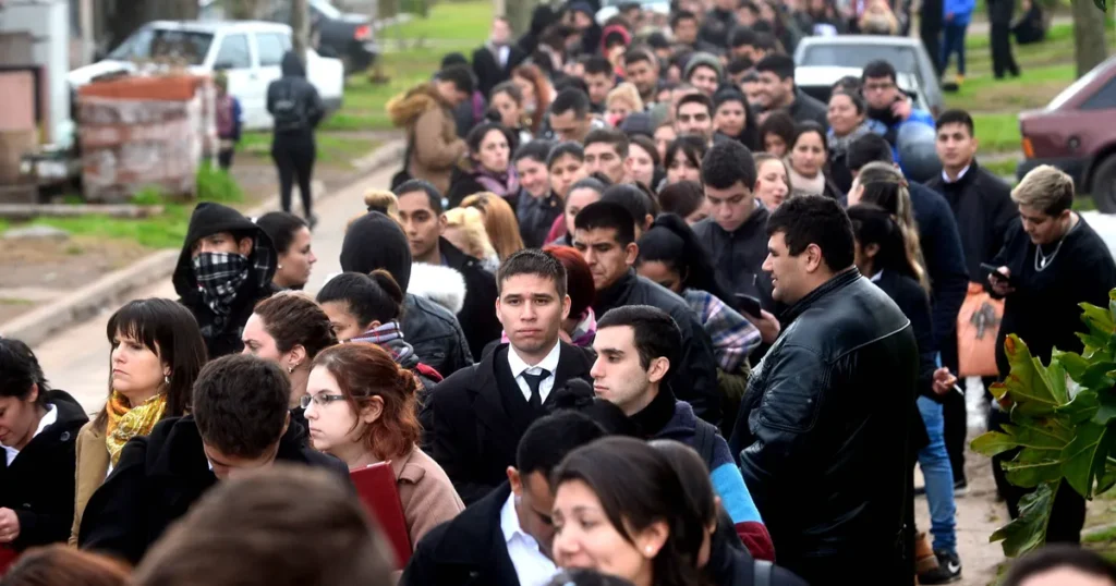 La crisis económica no da tregua y el Gran La Plata es la región bonaerense donde más creció la subocupación