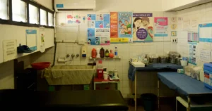 Buscan que la salud y la educación sean aranceladas en La Plata para extranjeros y no residentes