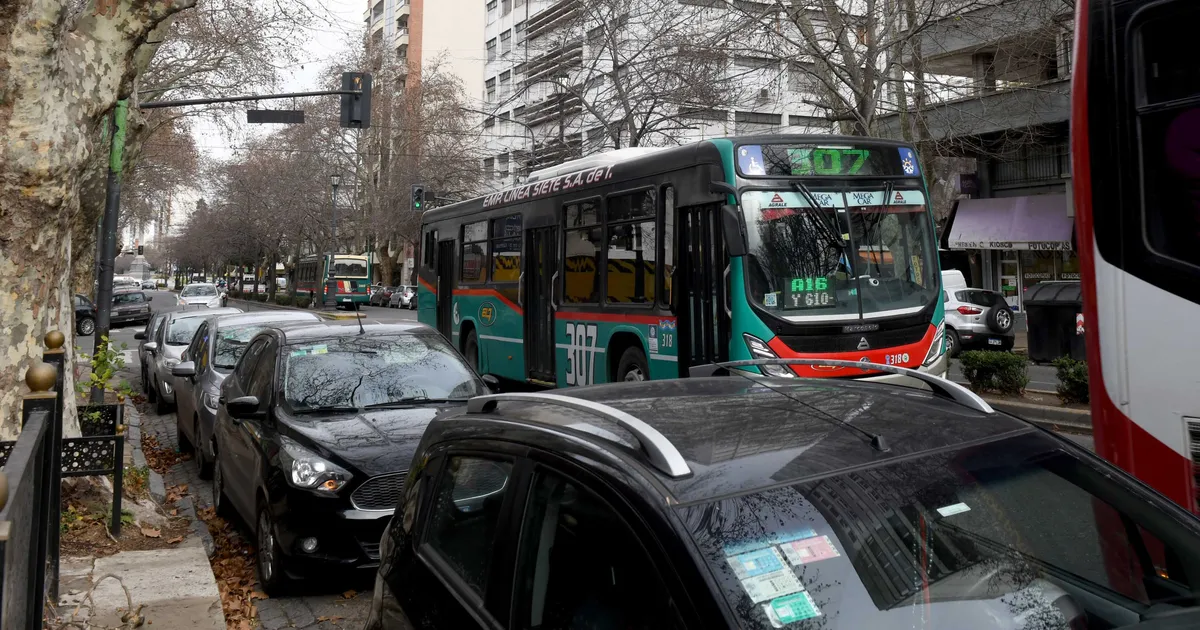 El boleto de los micros vuelve a subir en La Plata y la región y desde agosto el mínimo costará más de $1.200