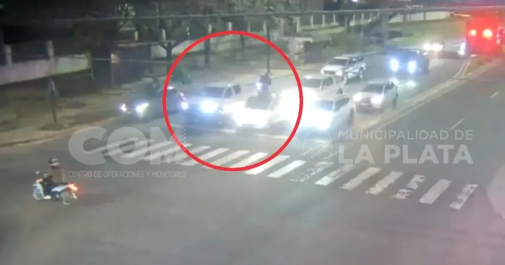 Video: así fue la picada en City Bell que terminó con dos conductores detenidos