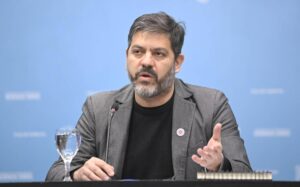 La Provincia exigió una reunión urgente a Nación para frenar la mudanza de la Base Aeronaval Punta Indio | El Dia