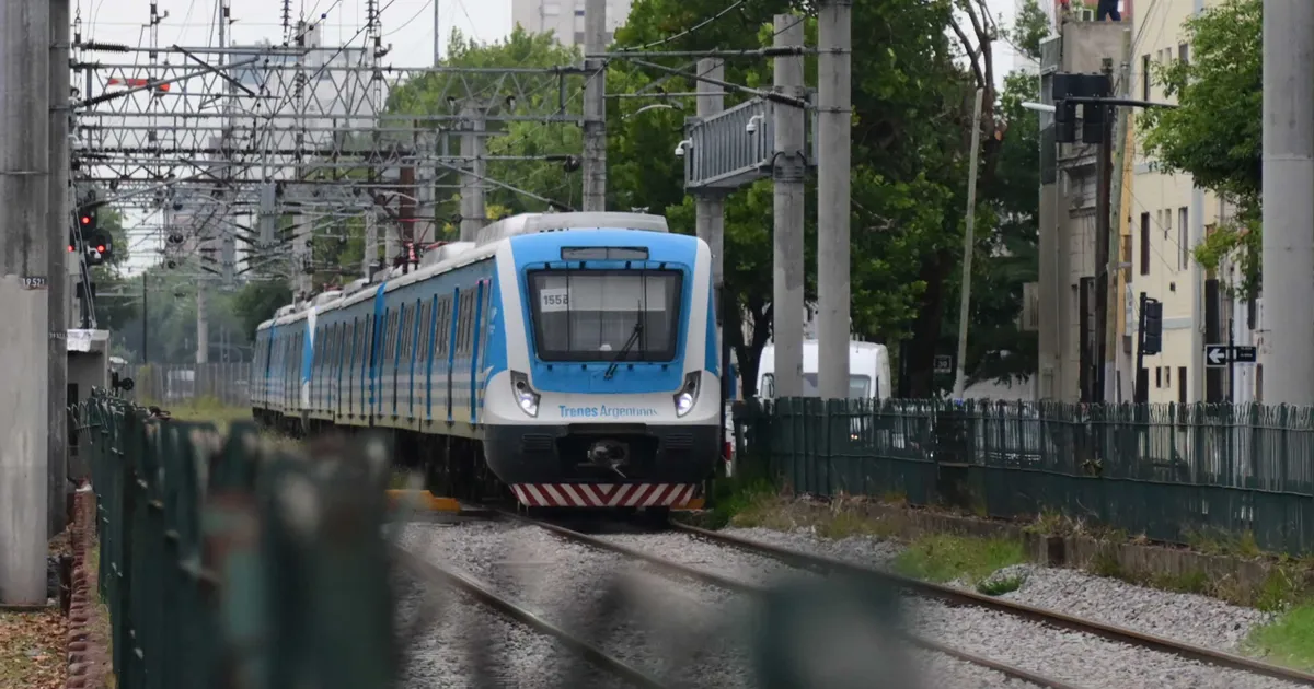 El Tren Roca circula con demoras por un nuevo protocolo de control del personal