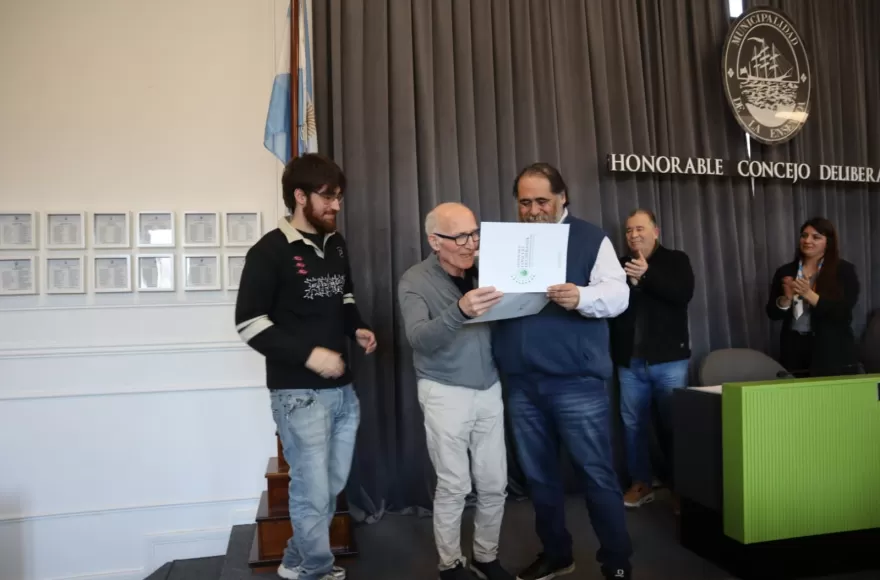 Extrabajador del Astillero fue reconocido por su historia de vida