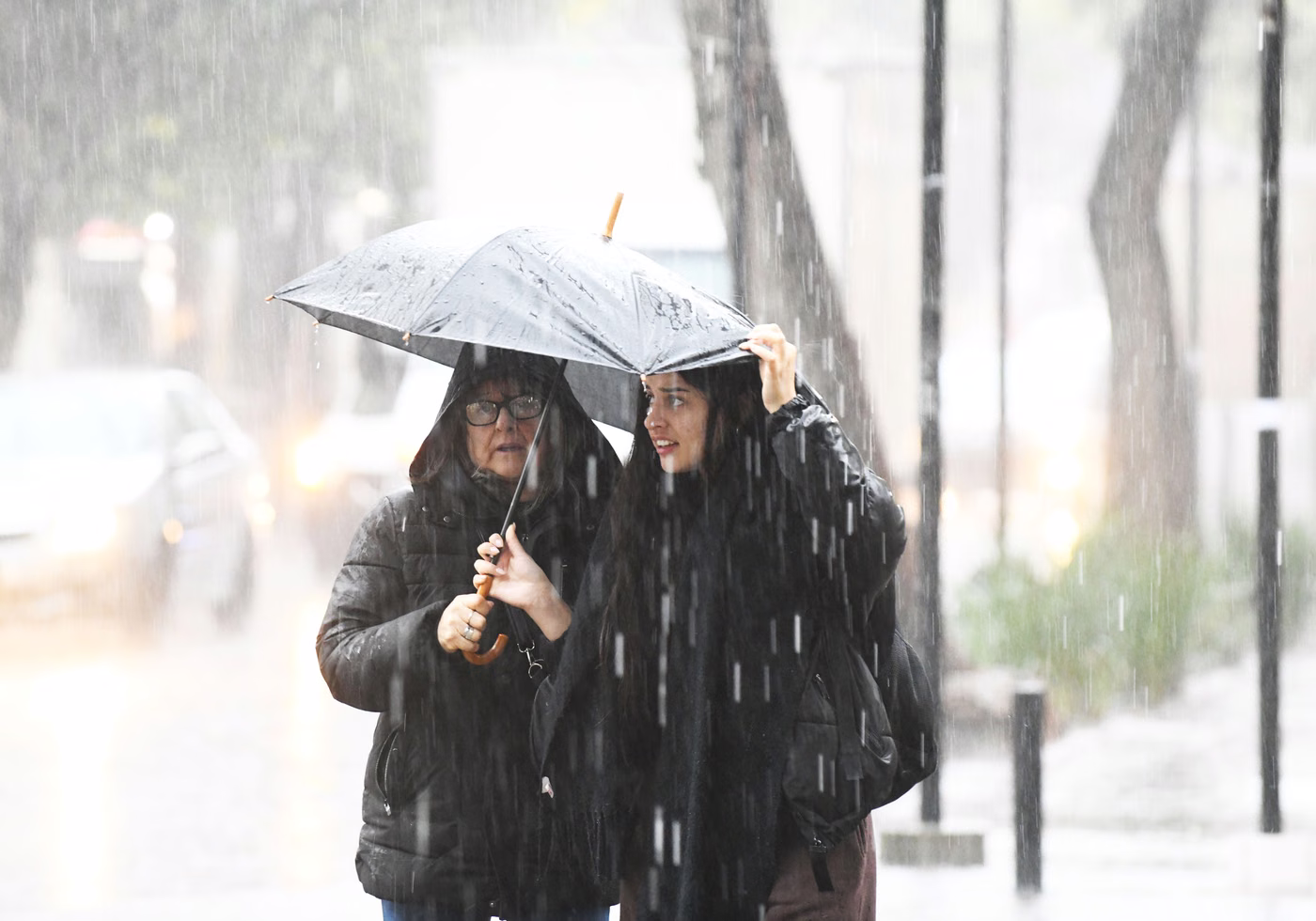Elevaron a naranja el alerta por tormentas para La Plata y la región