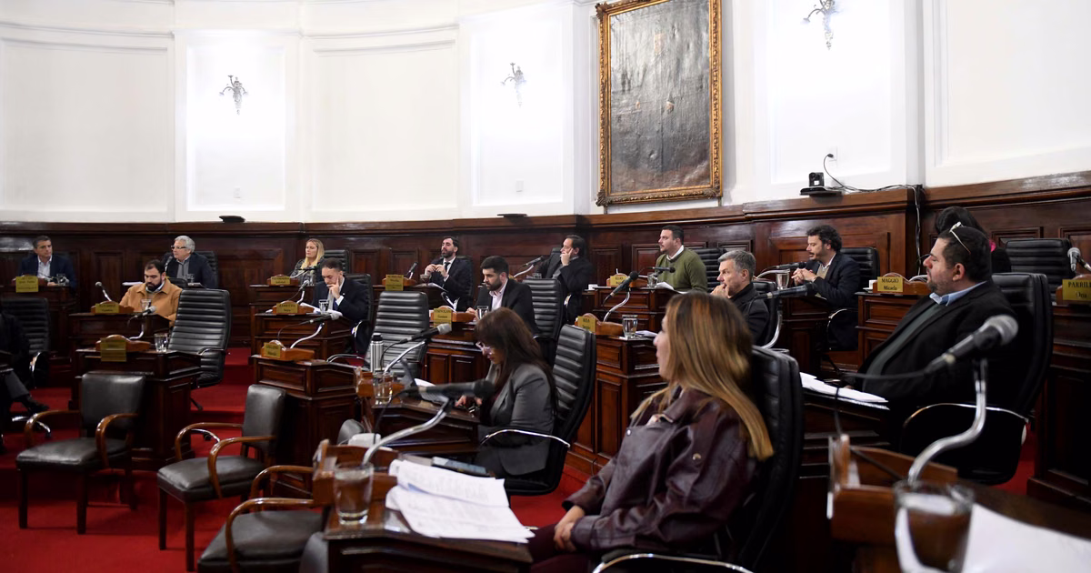 La legalización de Uber, DiDi y Cabify calentó el debate en la sesión del Concejo Deliberante