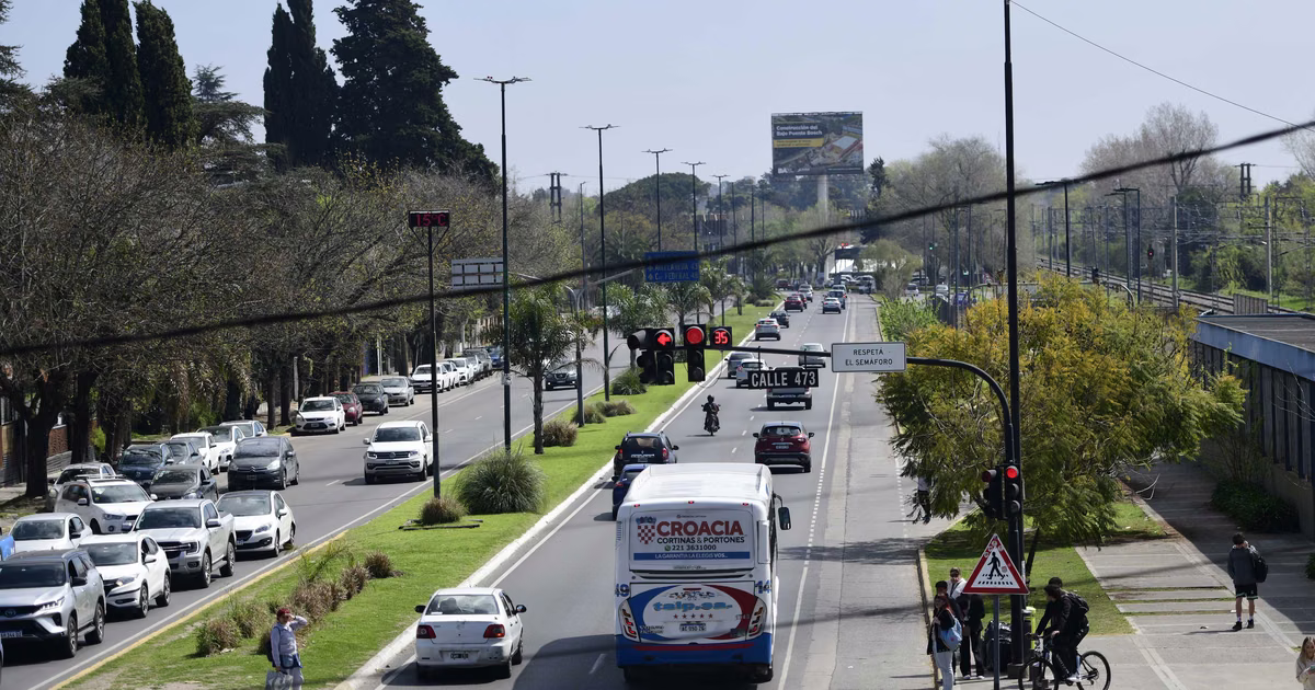 La empresa Denaide comenzó con la instalación de cámaras de seguridad en La Plata tras 312 días