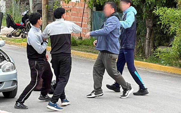 Escándalo: árbitros de La Plata terminaron a las piñas tras un partido en Magdalena | El Dia